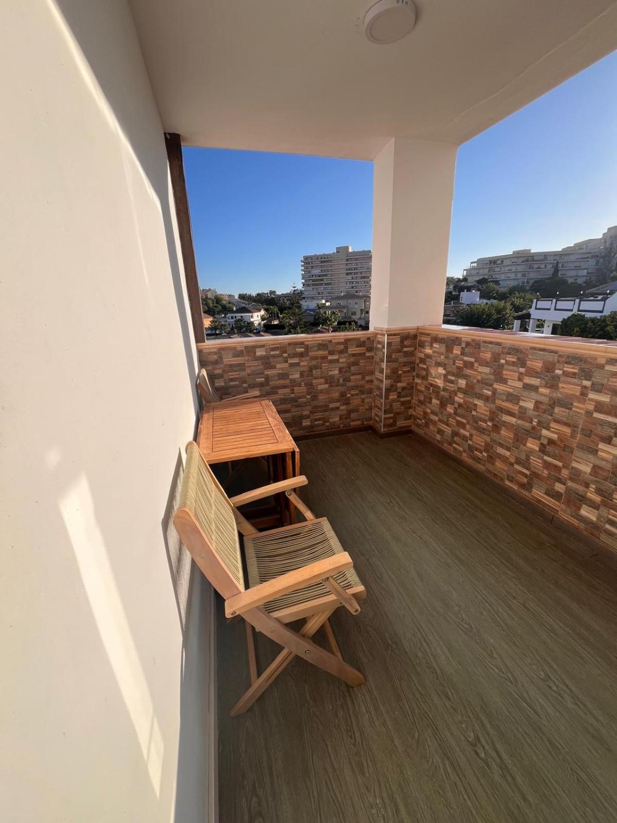Calma En La Playa Lägenhet Benalmádena Exteriör bild